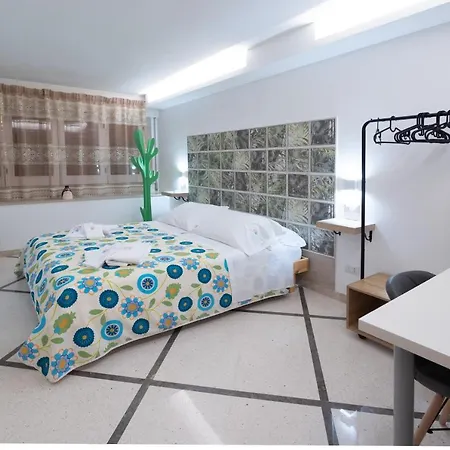 Essence Bed & Breakfast *